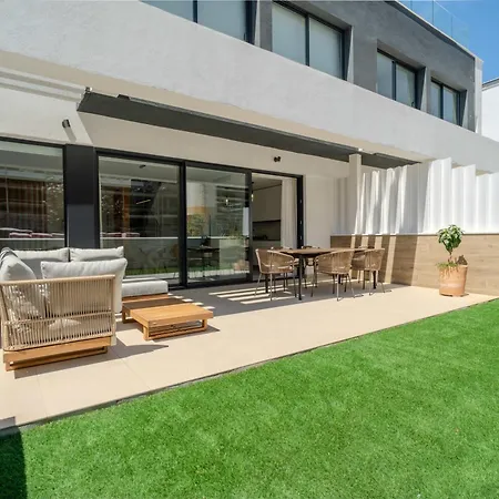 Σπίτι διακοπών Sa59 - Elegant Semi-detached House With Solarium Εστεπόνα