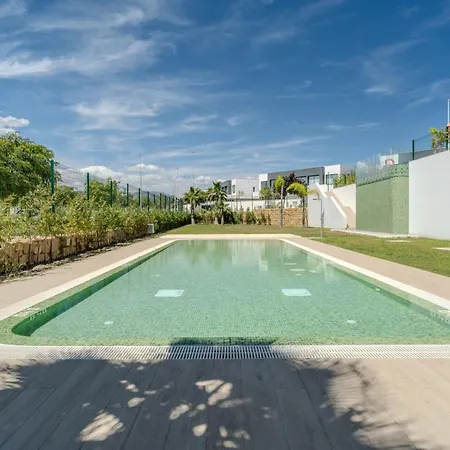 Sa59 - Elegant Semi-detached House With Solarium *