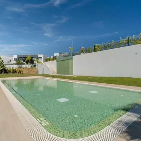 Sa59 - Elegant Semi-detached House With Solarium * Εστεπόνα